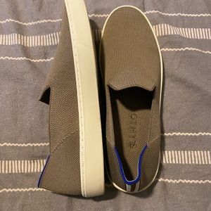 Rothy’s Original Slip On Sneaker size 9.5 EUC